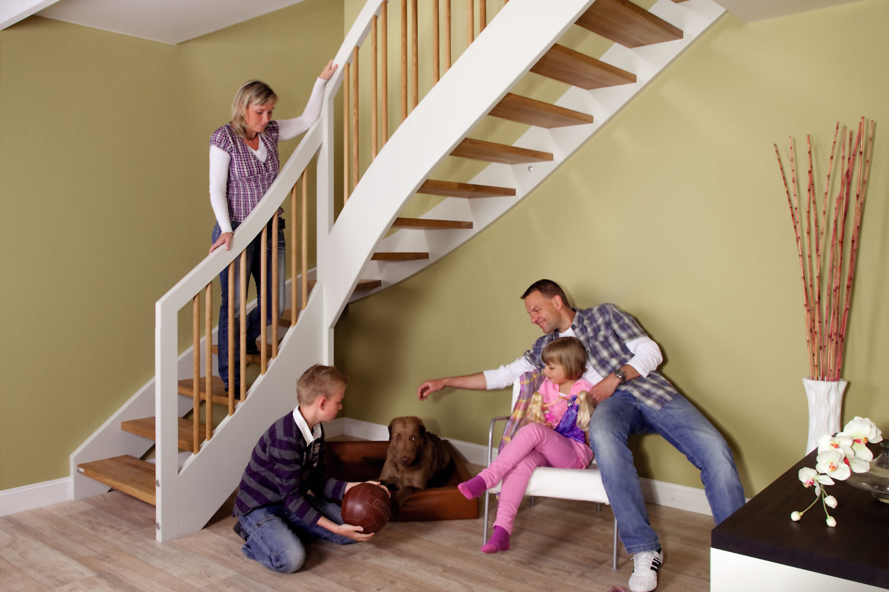 Treppe aufarbeiten: Alte Treppe, neu definiert - Malerfreunde Berlin